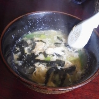 海苔と卵の中華スープ